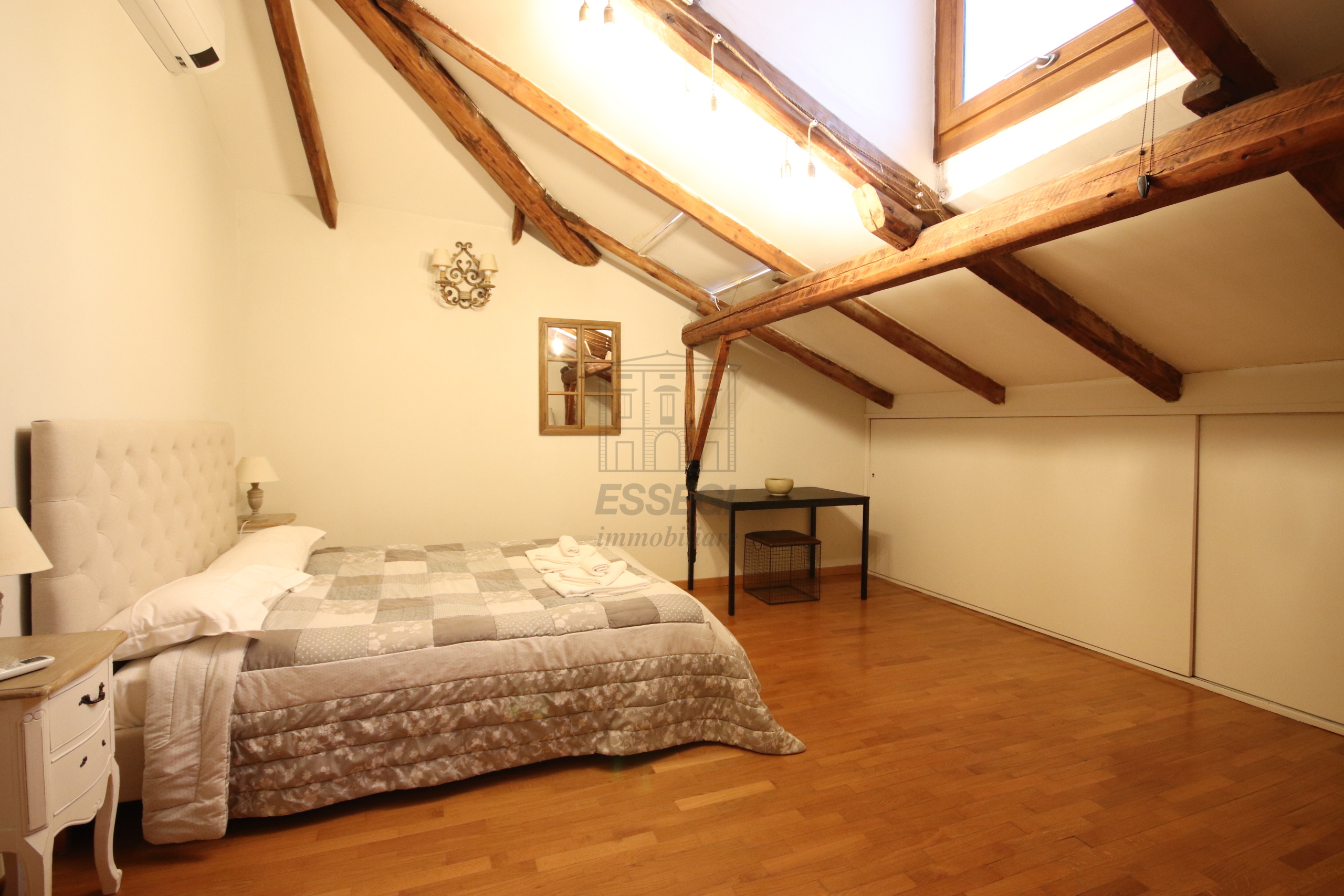 Trilocale ristrutturato in viale pacini 116, Lucca