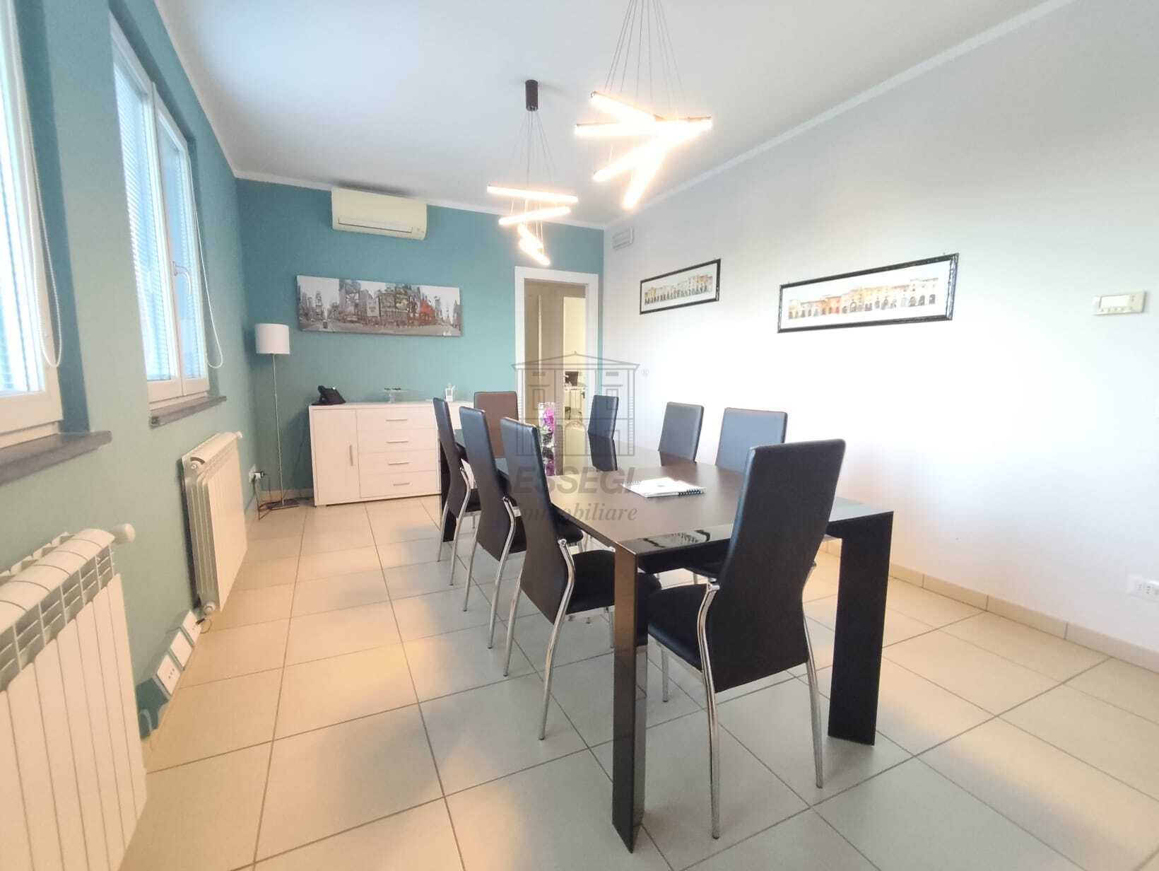 Ufficio in affitto in via della santissima annunziata 859, Lucca