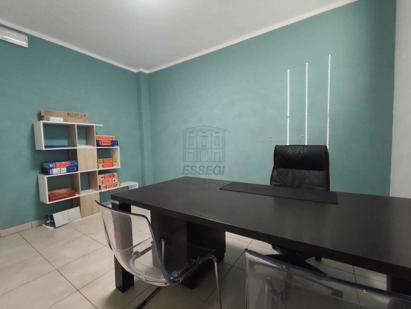 Ufficio in affitto in via della santissima annunziata 859, Lucca