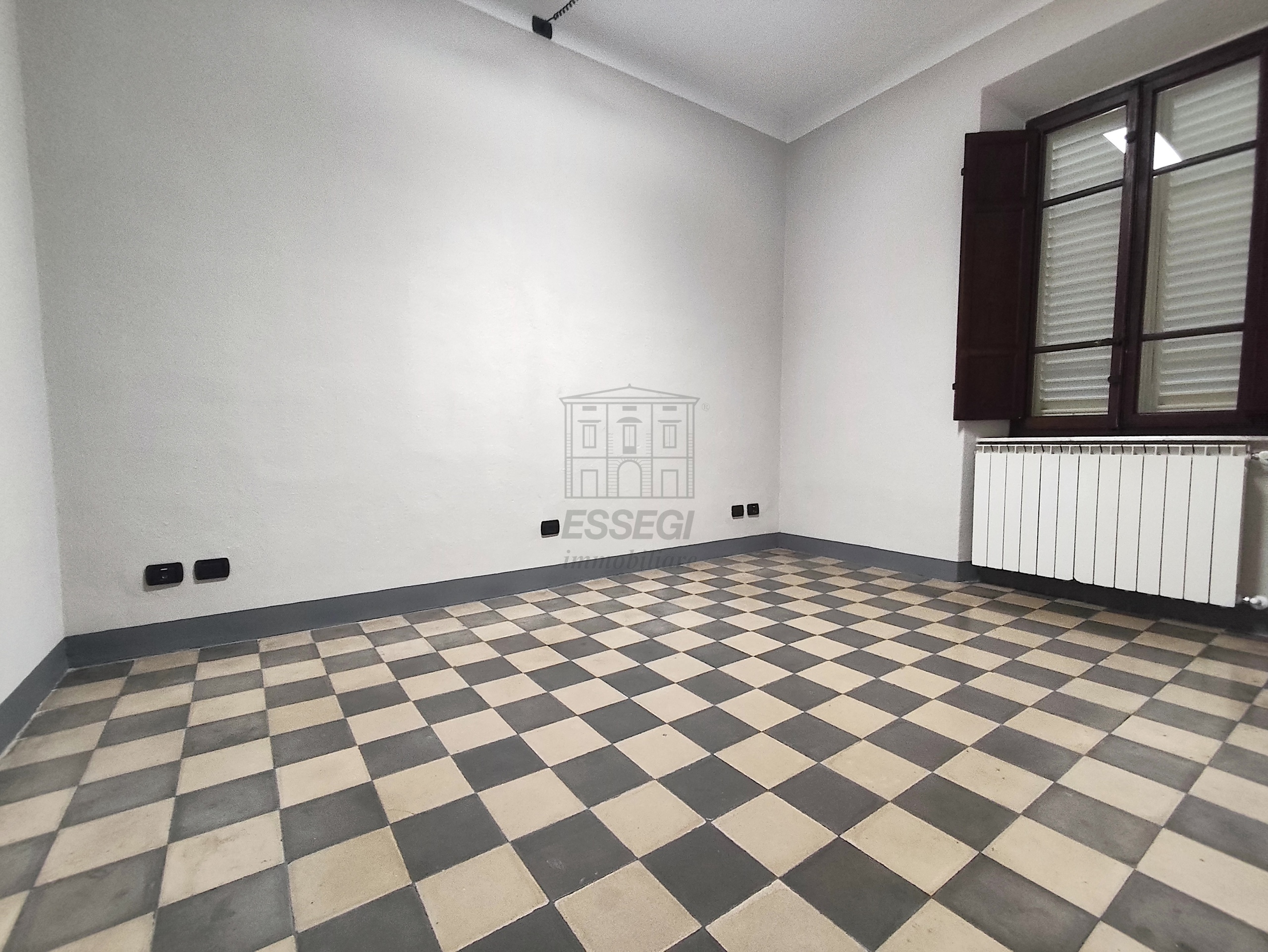 Ufficio in affitto in via pietro paolini 154, Lucca