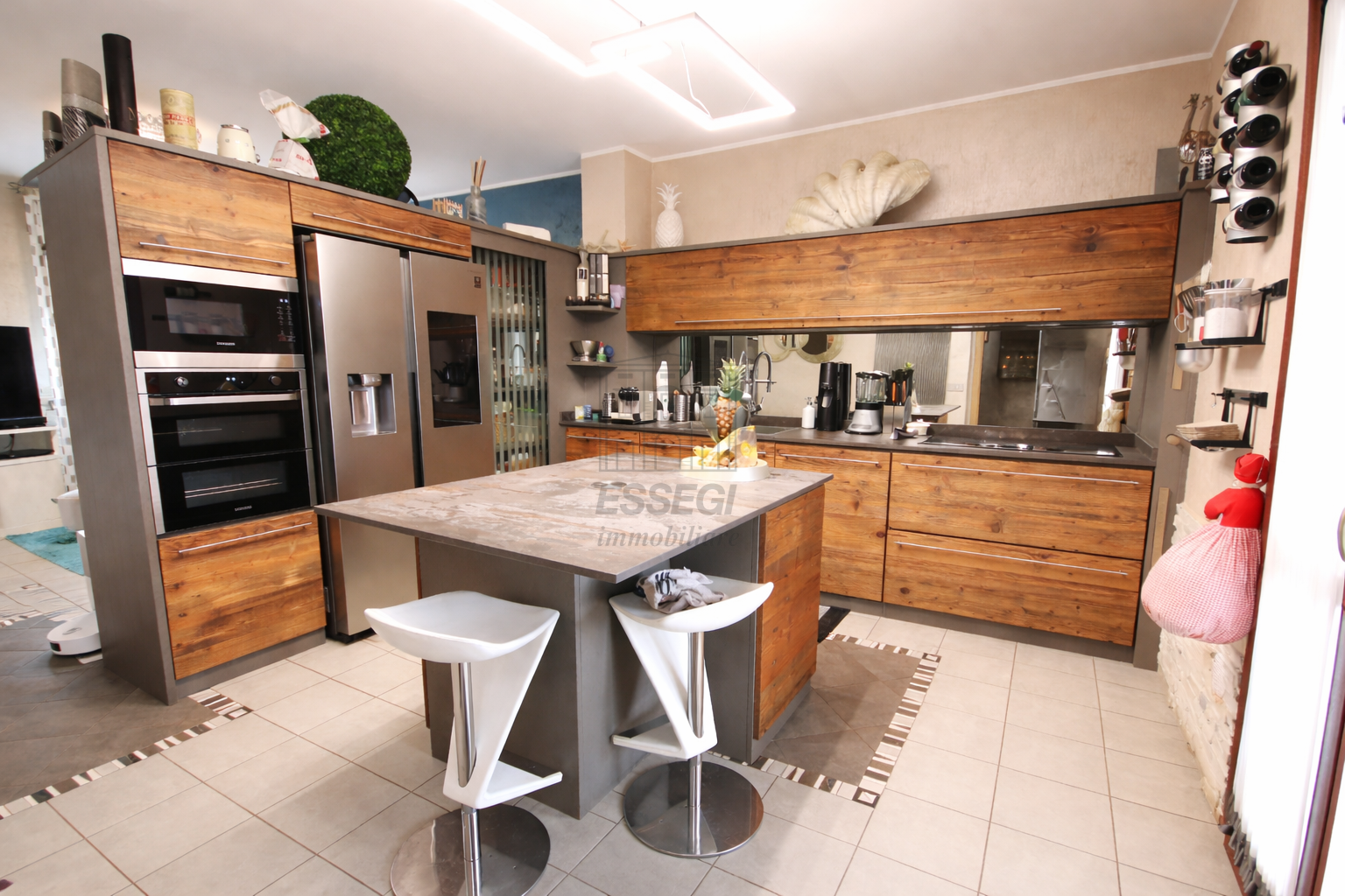 Casa indipendente con giardino in via romana ovest rughi, Lucca