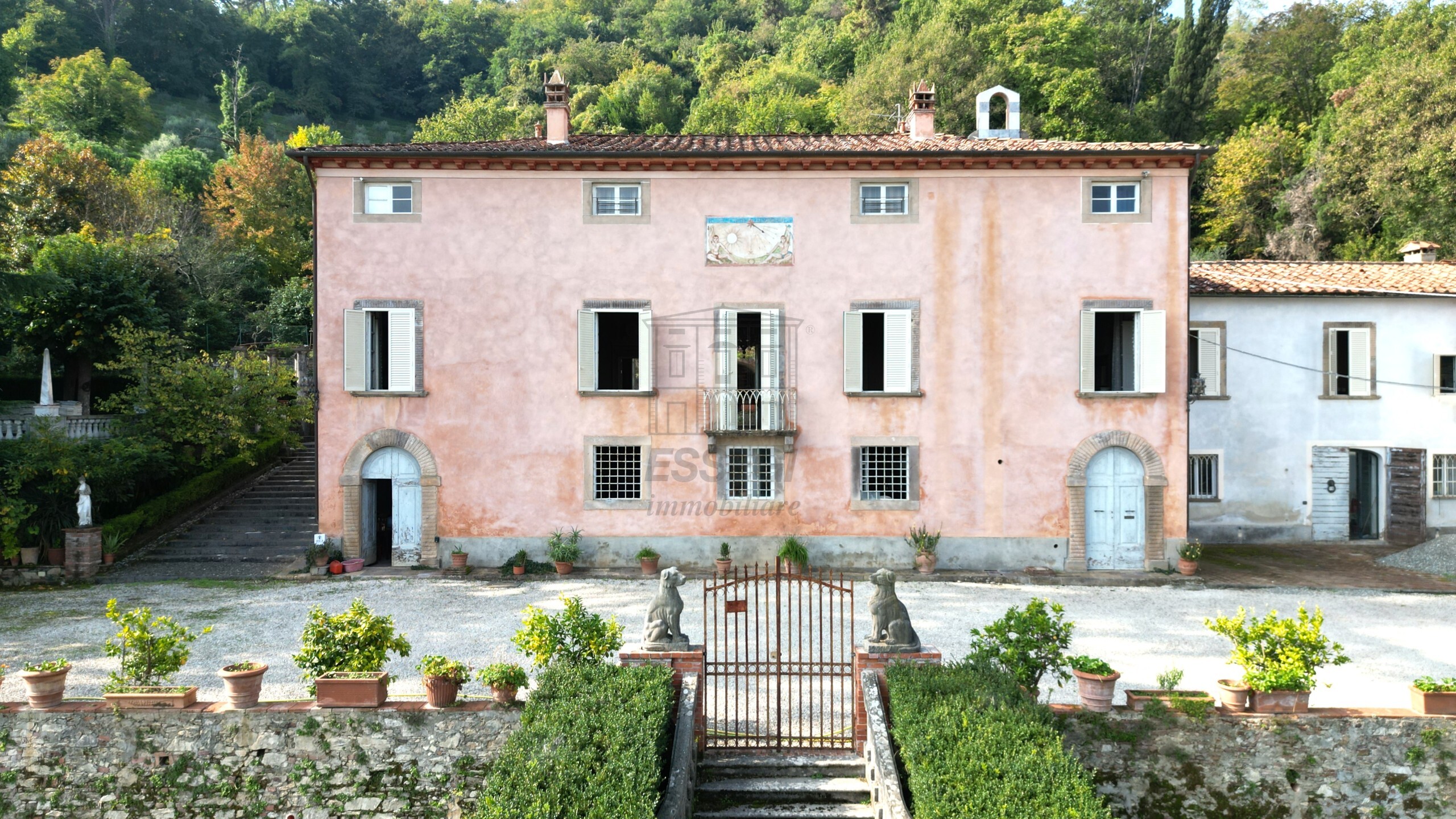 Villa in vendita in via del cimitero 676, Lucca