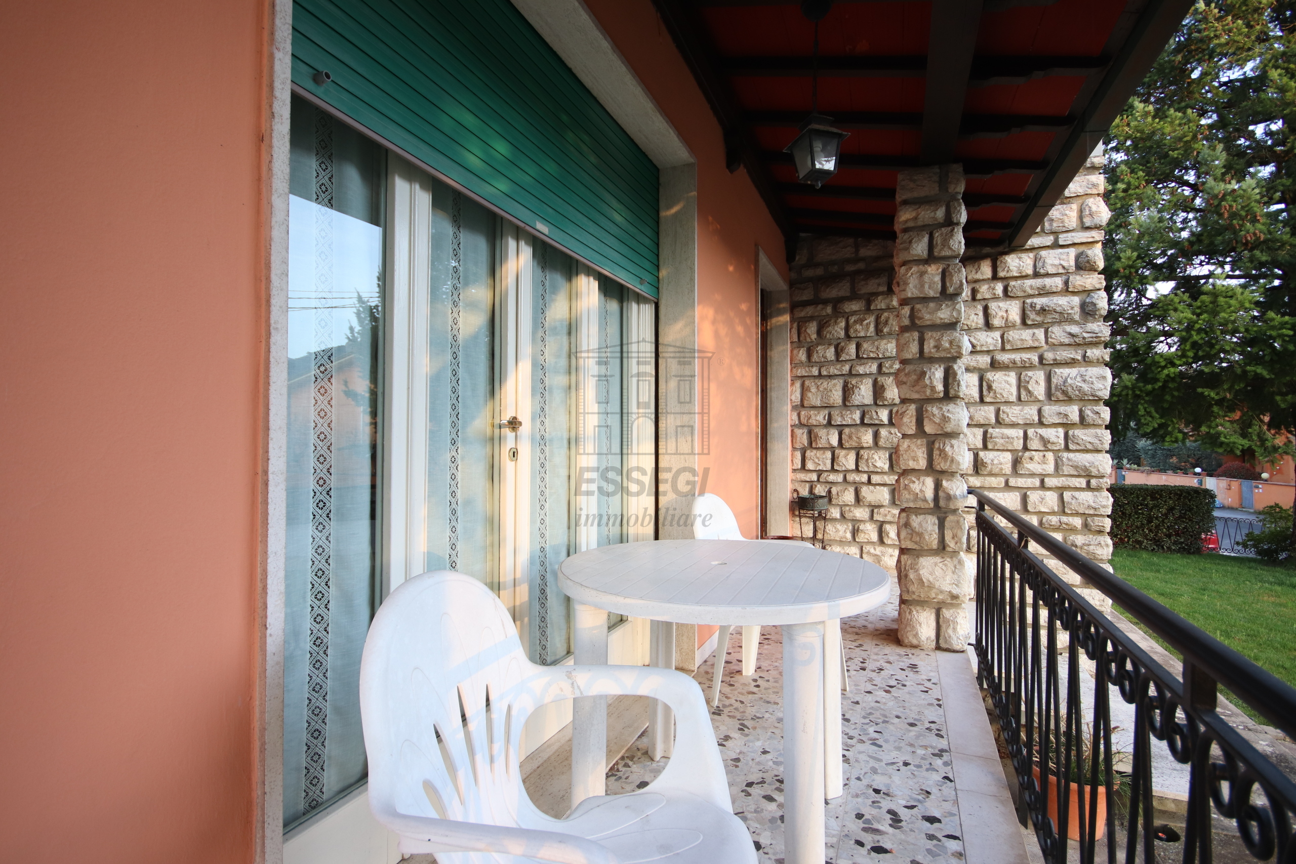 Villa con giardino in via di tiglio 529a, Capannori