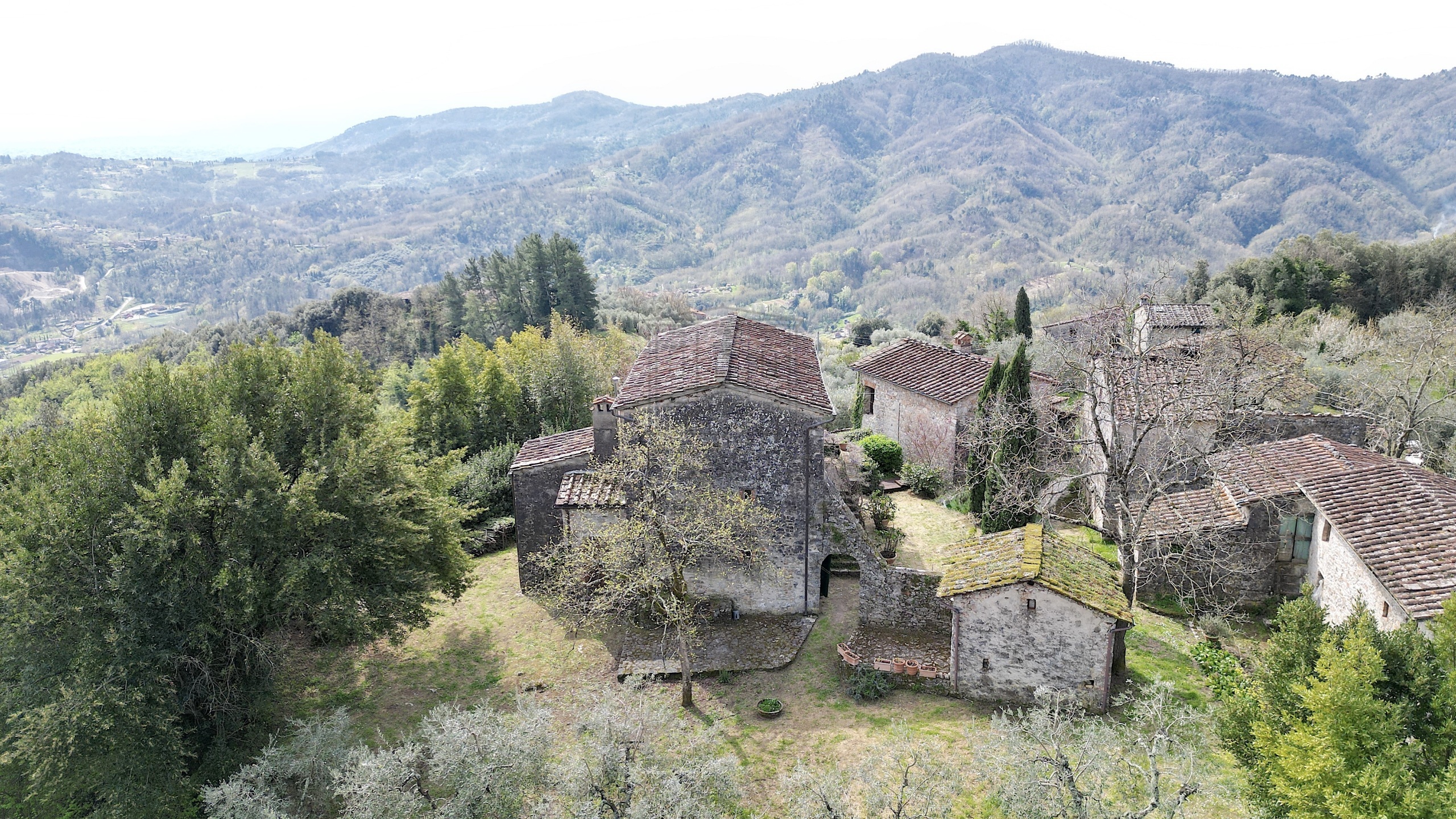 Casa indipendente con giardino a Lucca
