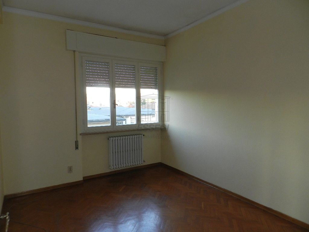 Appartamento con box in via silvio ferri 135, Lucca