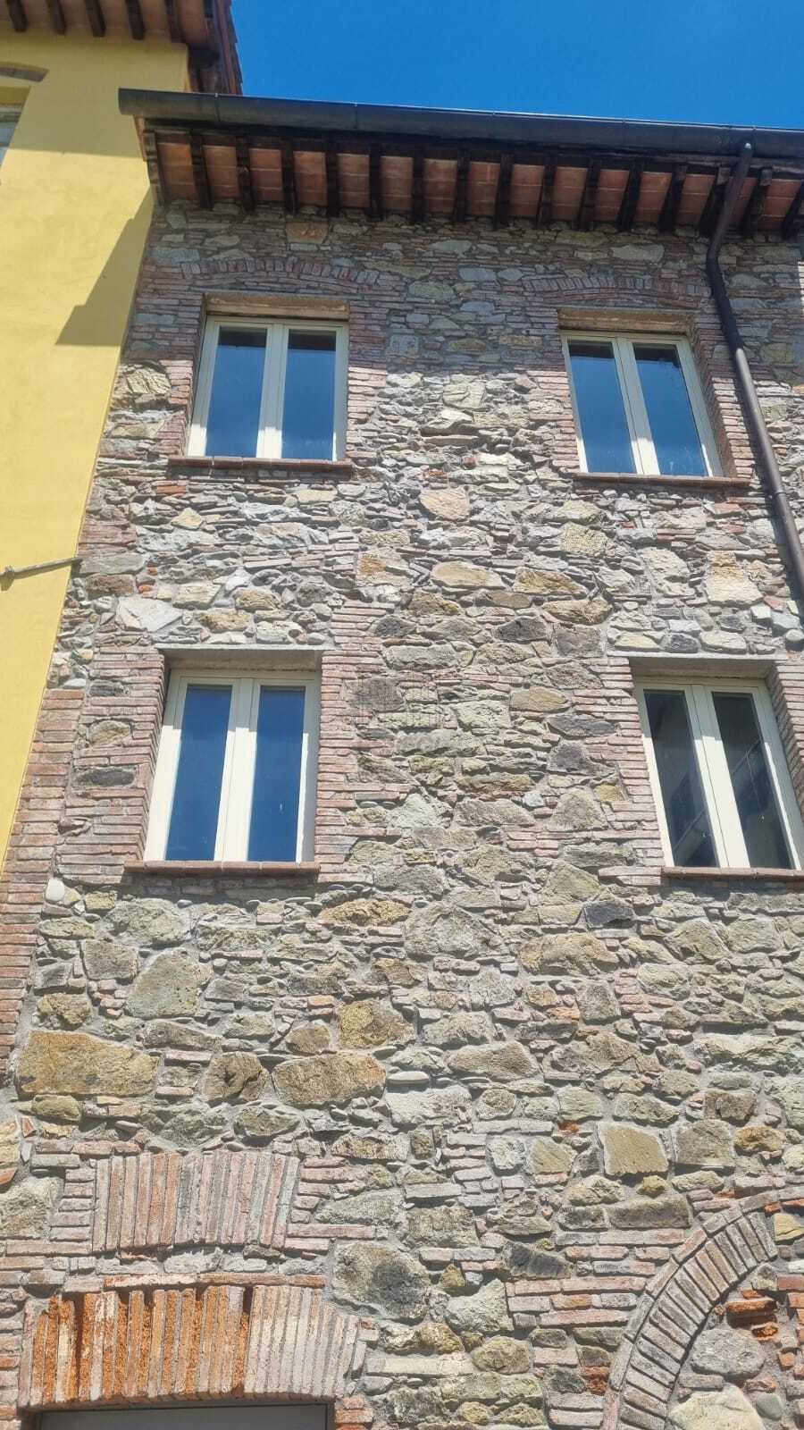 Casa indipendente nuova a Lucca