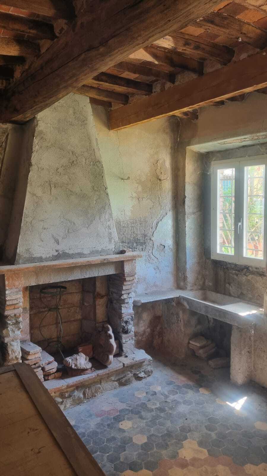 Casa indipendente nuova a Lucca