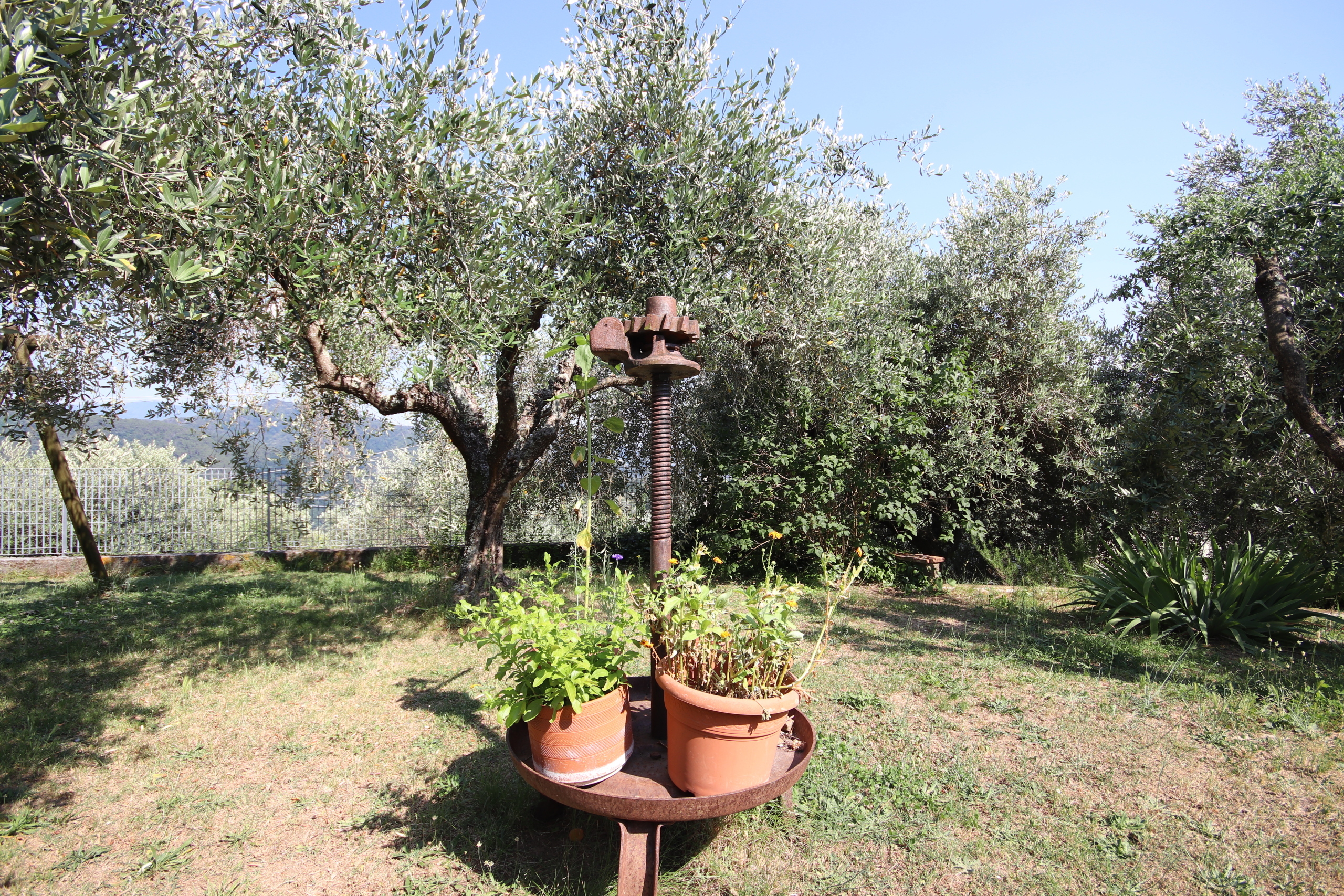 Casa indipendente con giardino in localit� corso 1, Pescaglia