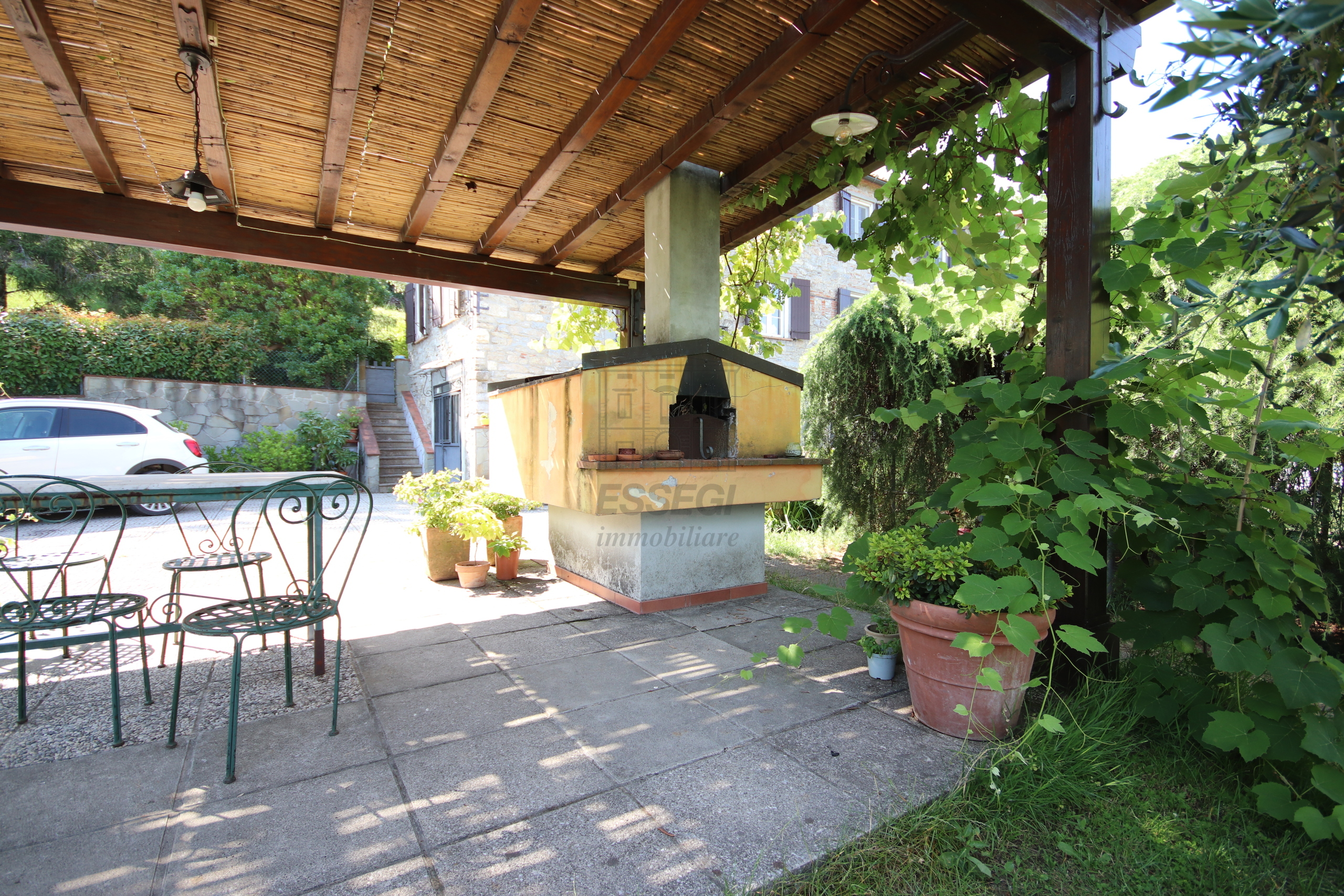 Casa indipendente con giardino in localit� corso 1, Pescaglia