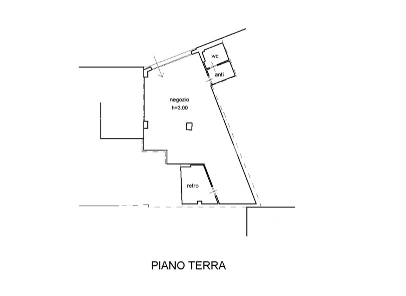 Locale commerciale in affitto a Lucca