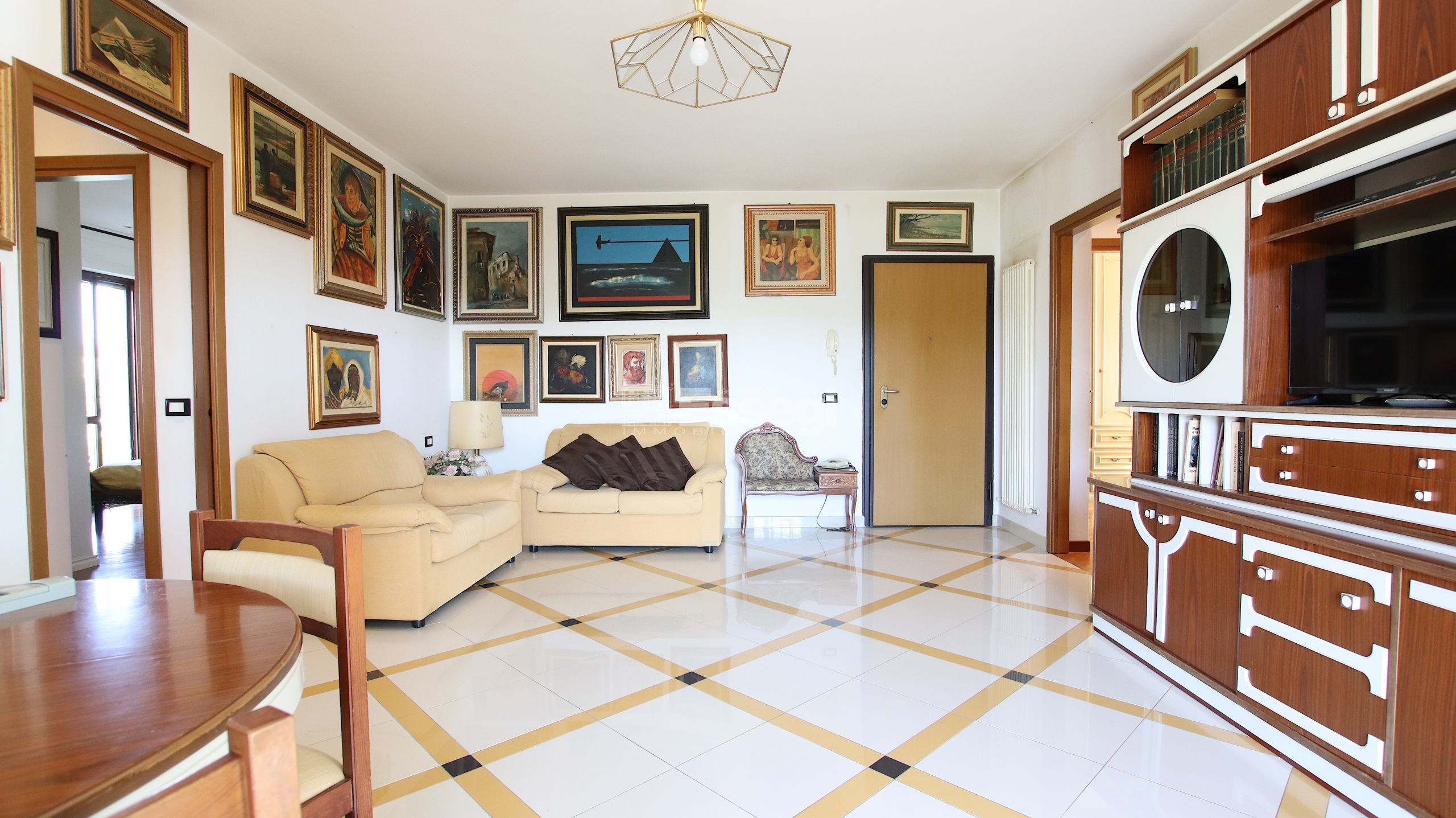 Appartamento con terrazzo in via vecchia pesciatina traversa iv 1501, Lucca