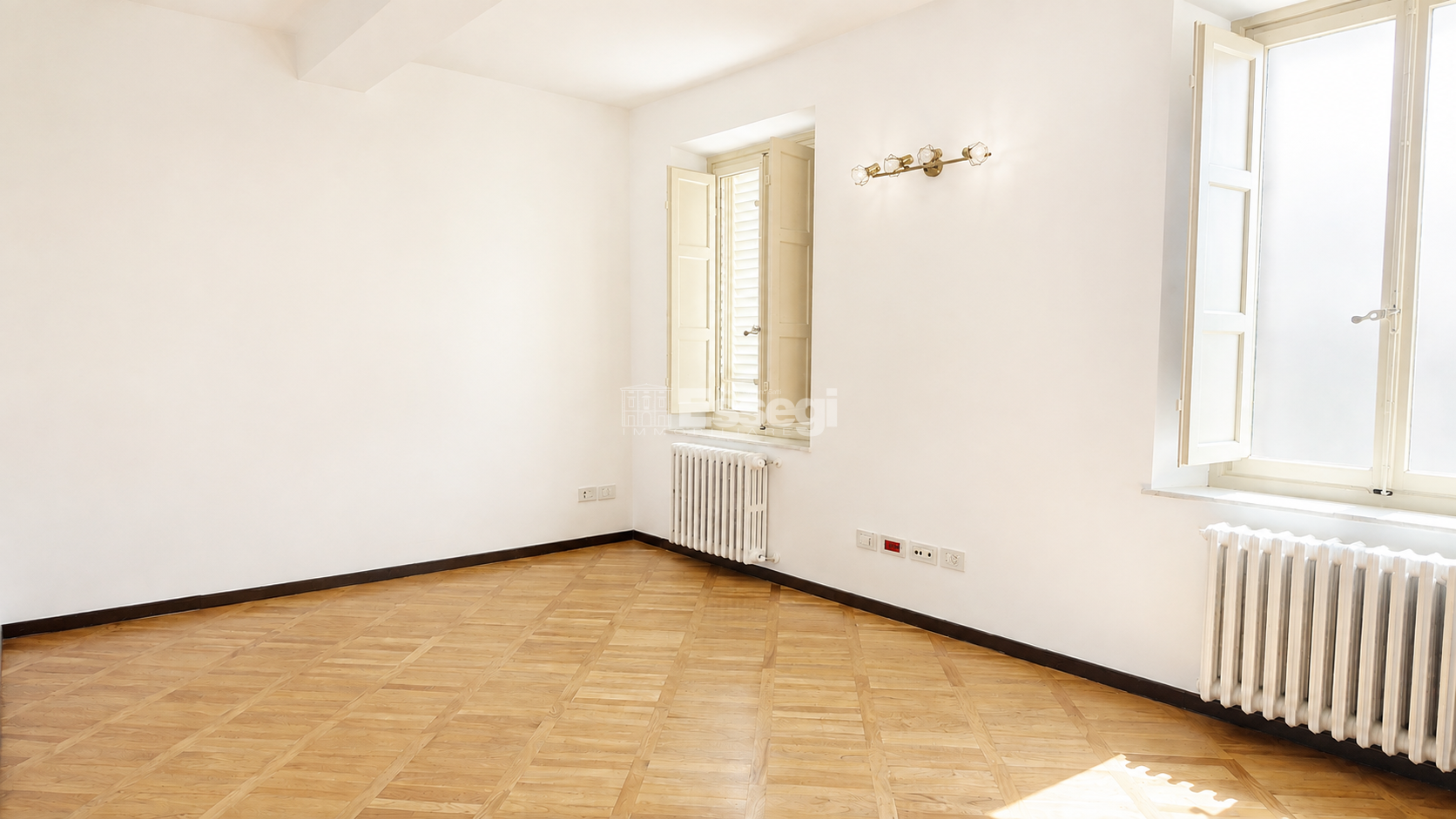 Ufficio ristrutturato in via dante alighieri 335, Lucca