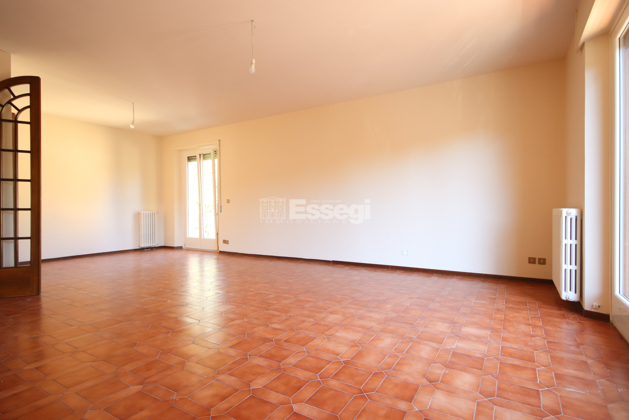 Appartamento con giardino in via della grotta 251, Lucca