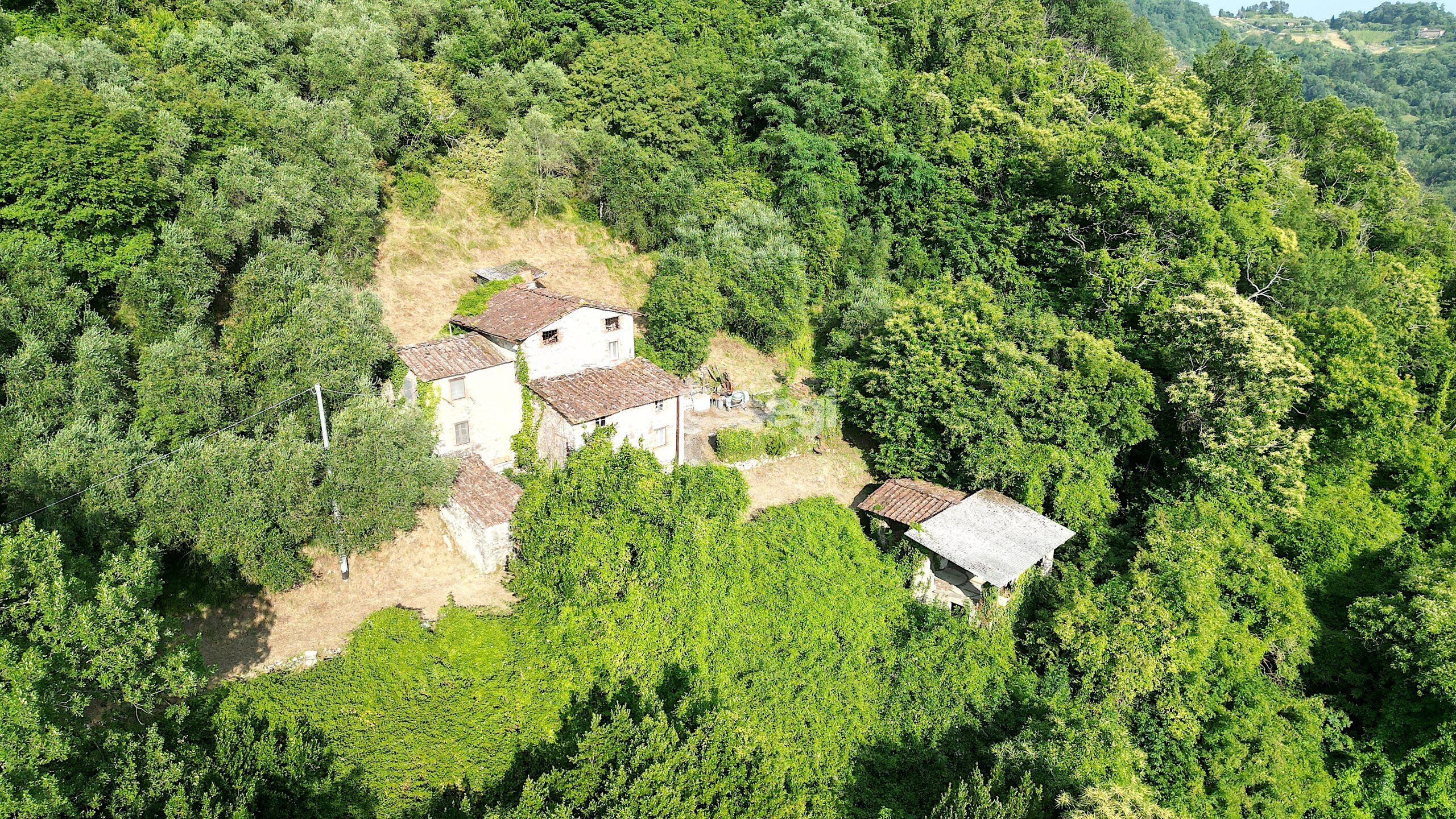 Casa indipendente da ristrutturare in domazzano 8, Borgo a Mozzano