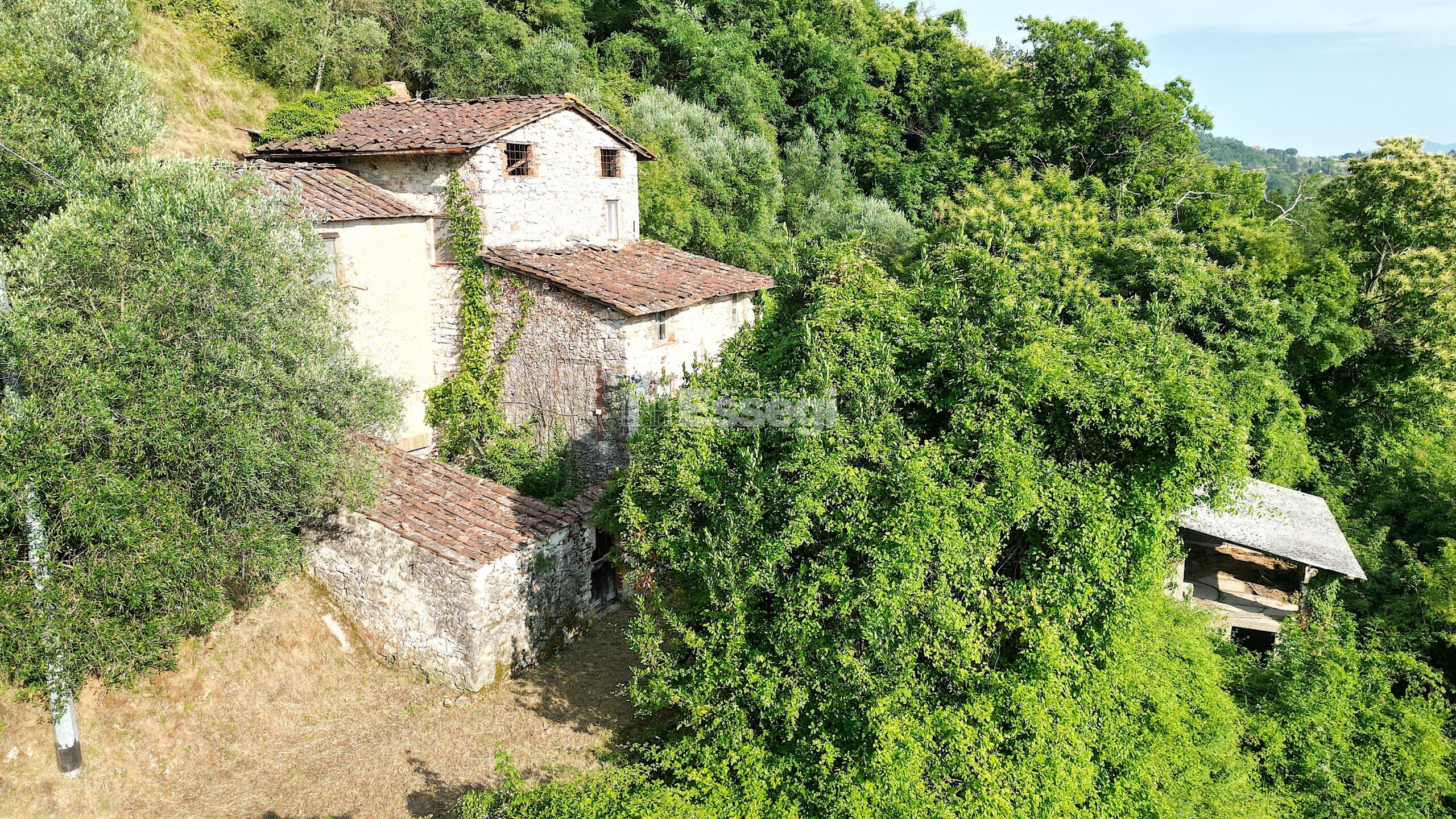 Casa indipendente da ristrutturare in domazzano 8, Borgo a Mozzano