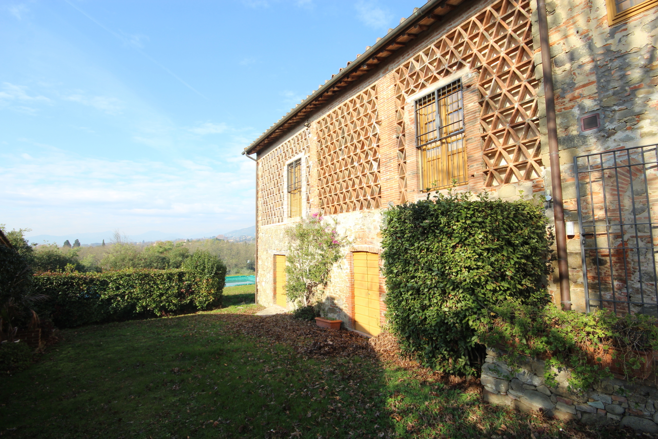 Casa indipendente in affitto in via di piaggiori 213, Capannori