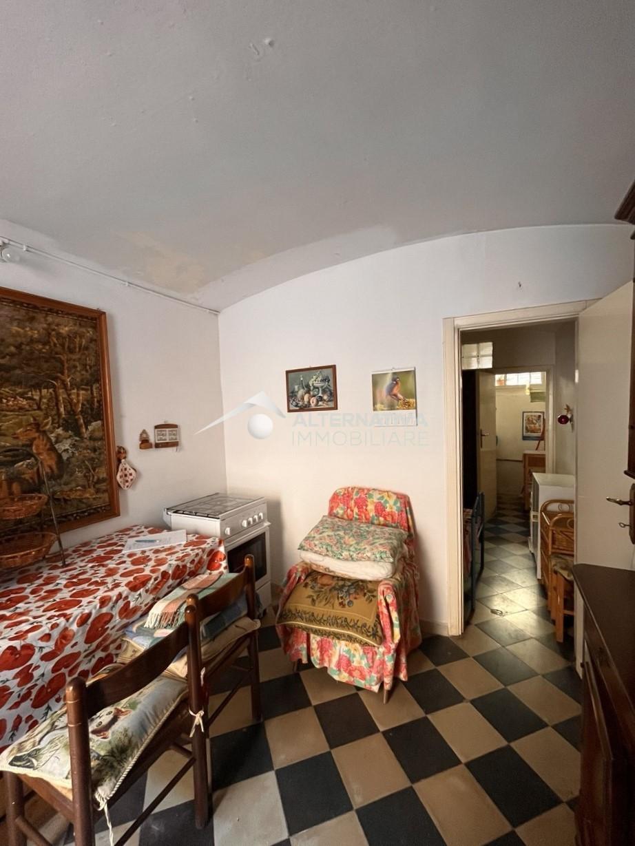 Attivit commerciale in vendita a Calci