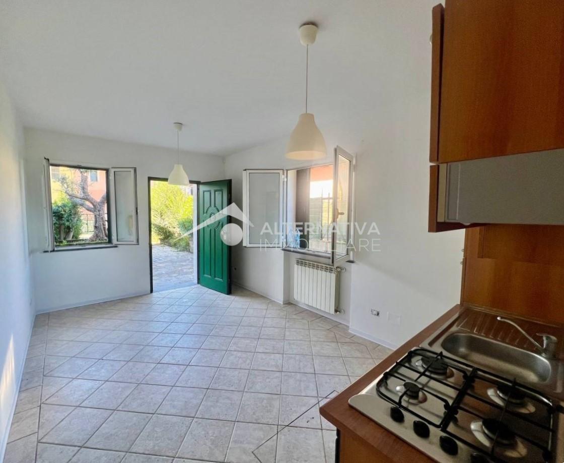 Casa indipendente con giardino, Cascina pettori