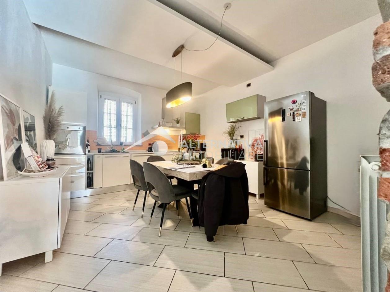 Casa indipendente in vendita, Lucca san pietro a vico