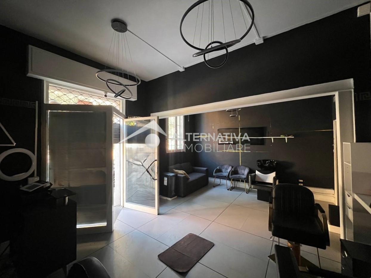 Negozio in affitto, Pisa corso italia