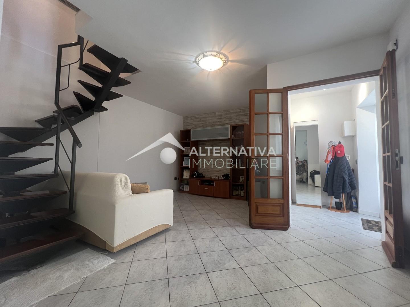 Casa indipendente in vendita, Collesalvetti vicarello