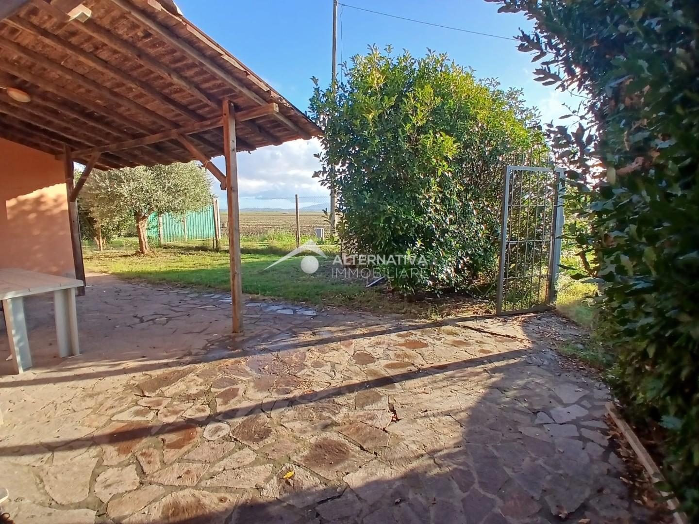 Villa con giardino, Pisa coltano