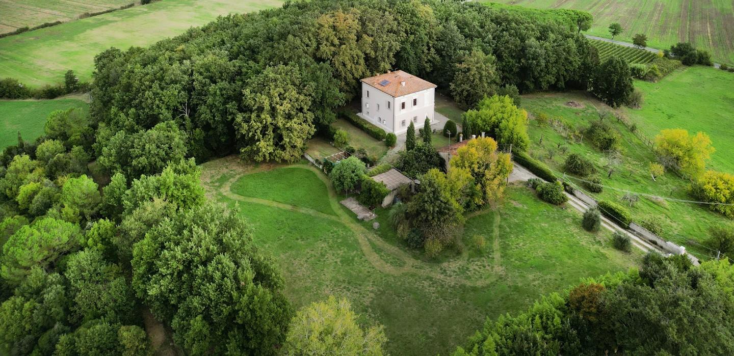 Villa con giardino a Pisa