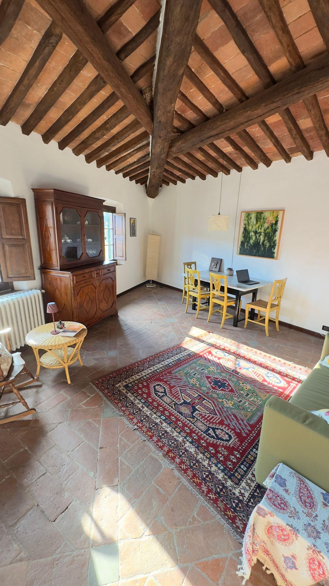 Bilocale arredato in affitto a Vicopisano