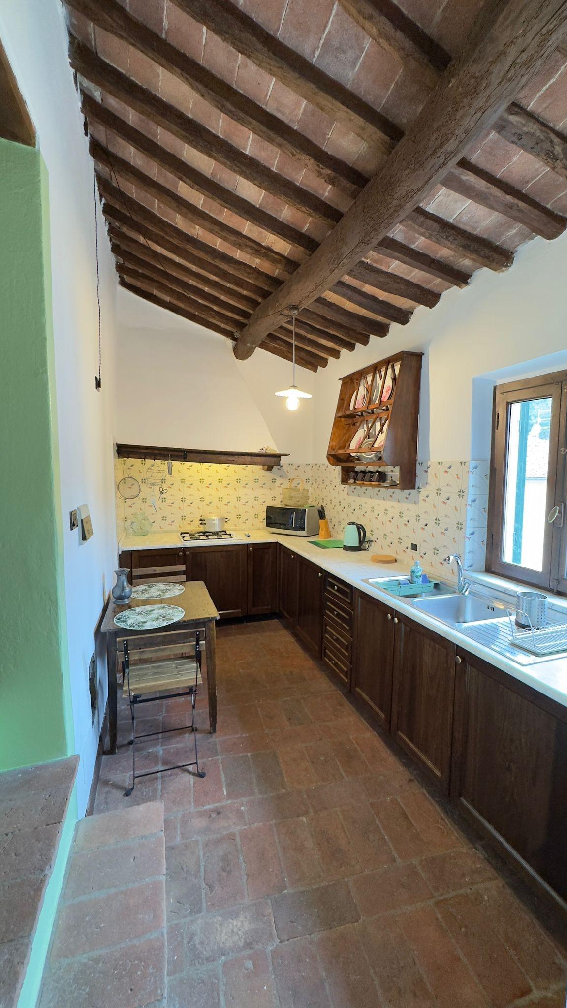 Bilocale arredato in affitto a Vicopisano