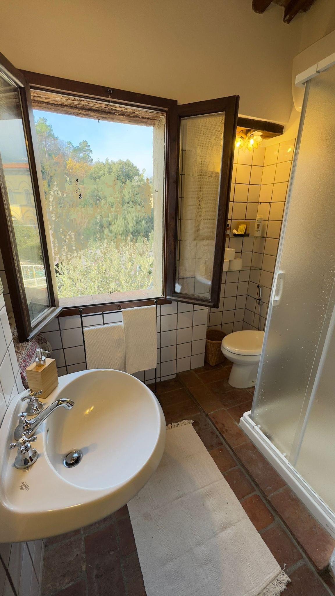 Bilocale arredato in affitto a Vicopisano