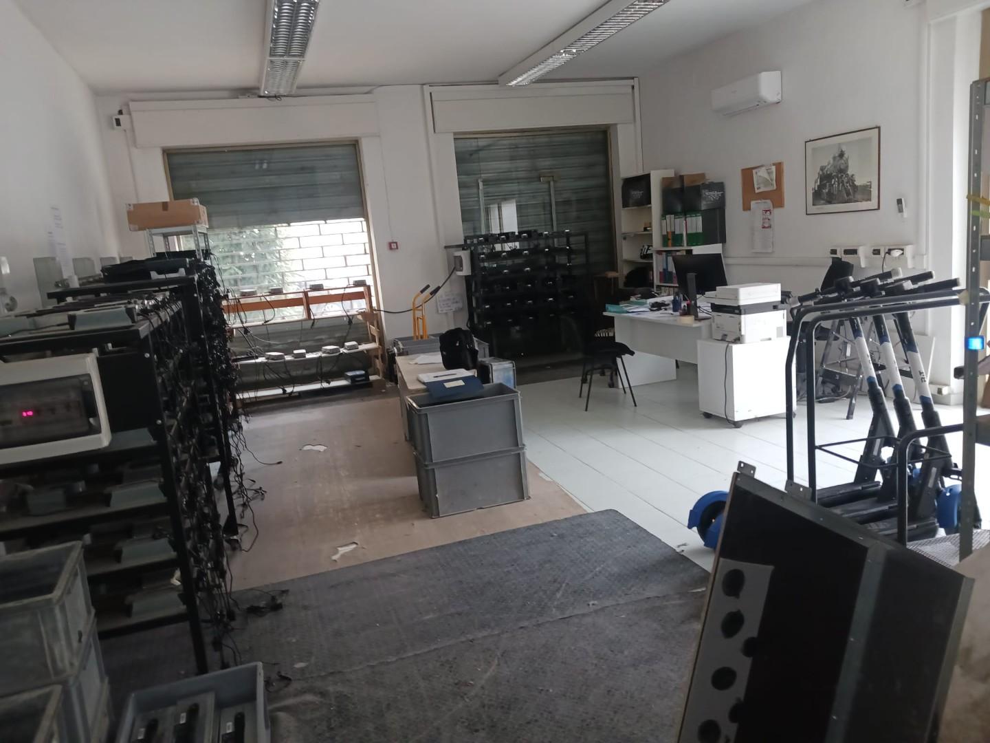 Locale commerciale in affitto a Pisa