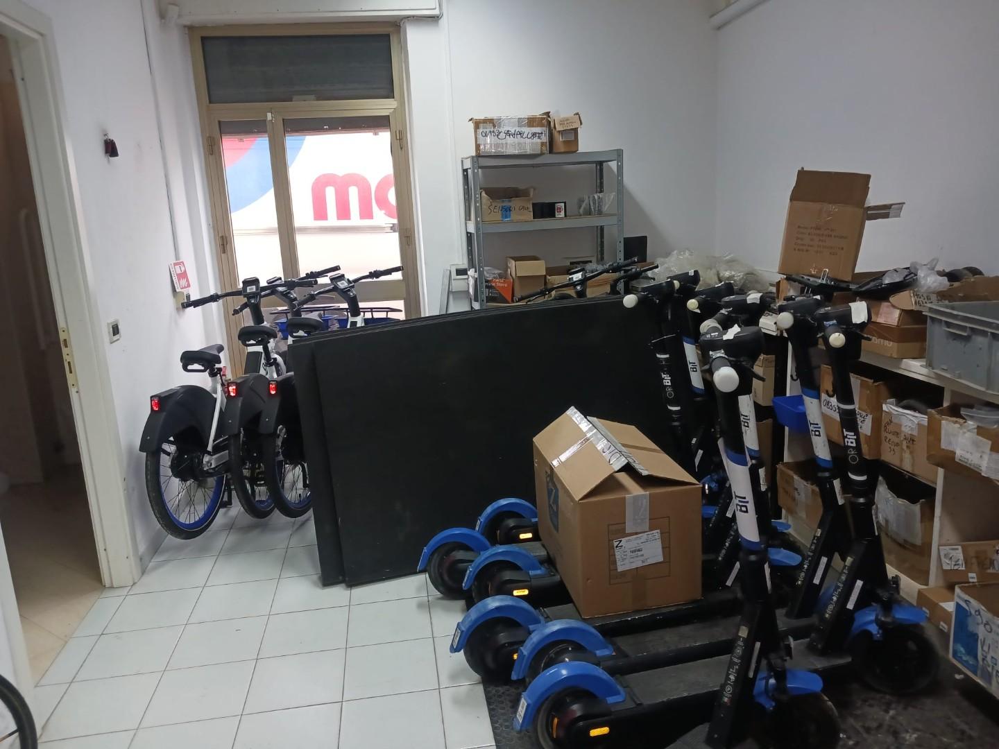 Locale commerciale in affitto a Pisa