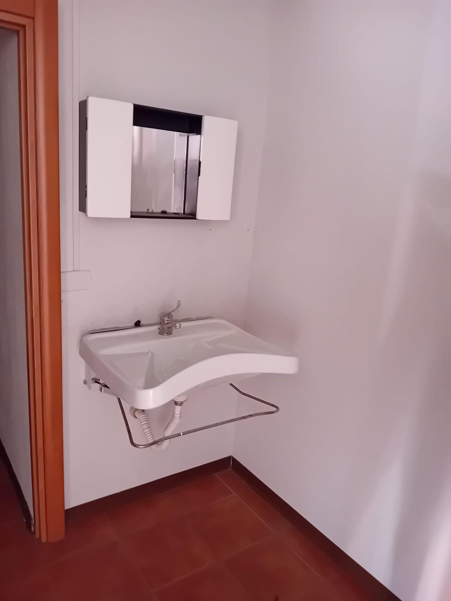 Locale commerciale in vendita a Ispica