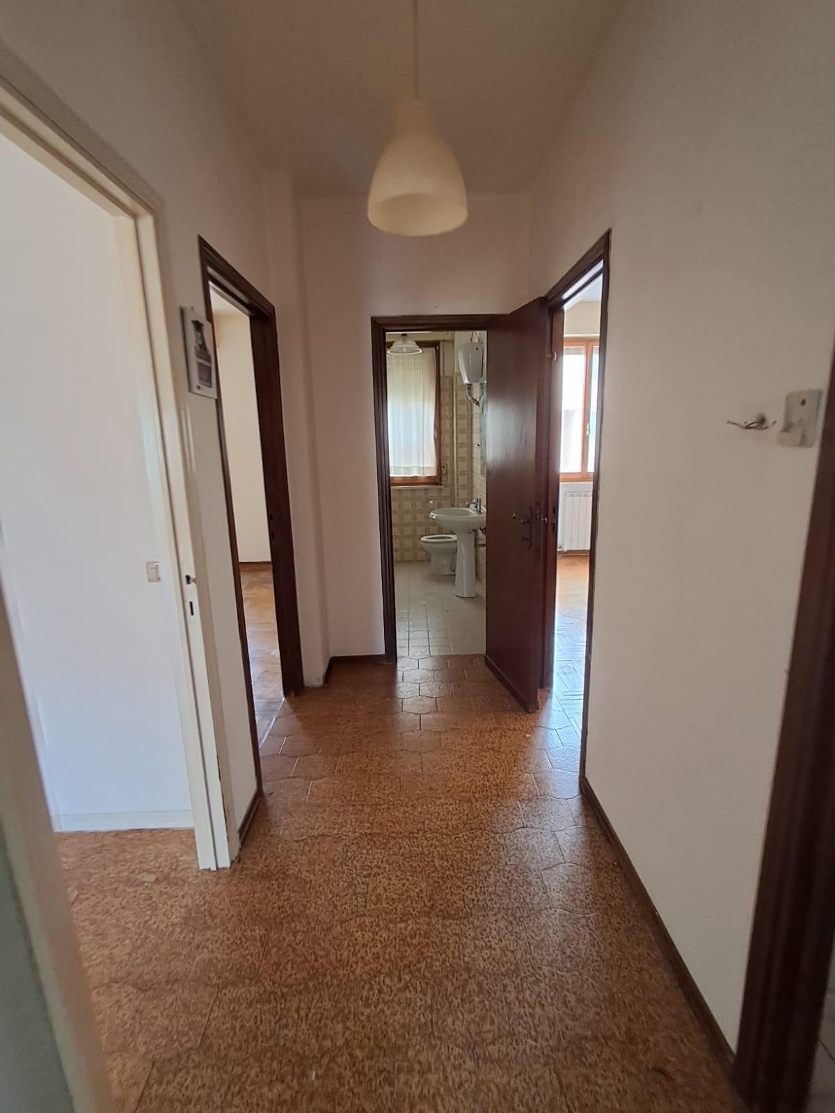 Appartamento in vendita a Cascina