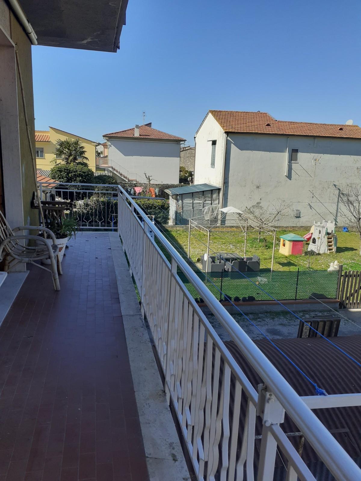 Quadrilocale con terrazzo a Vecchiano