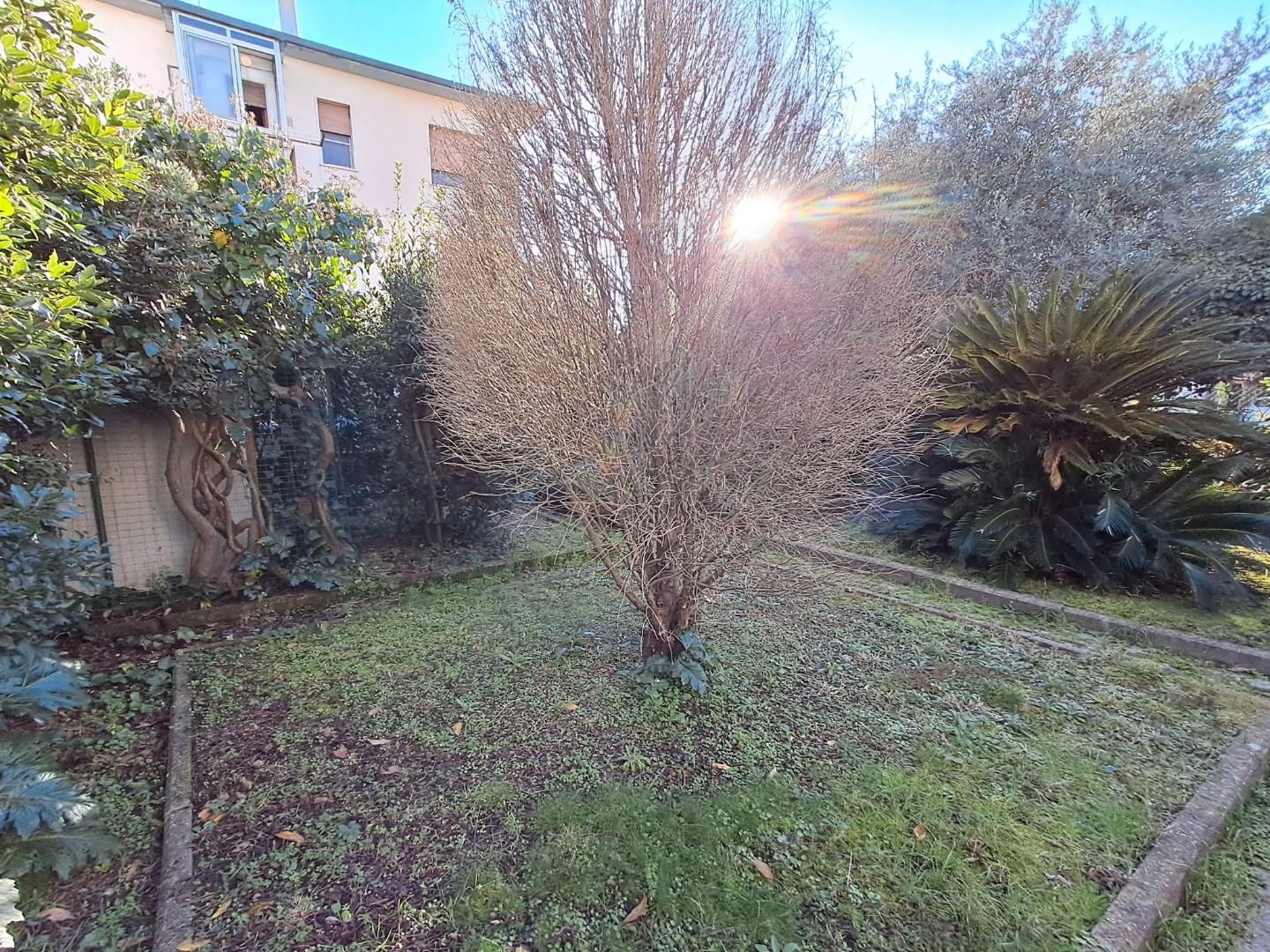 Villa con giardino, San Giuliano Terme arena metato