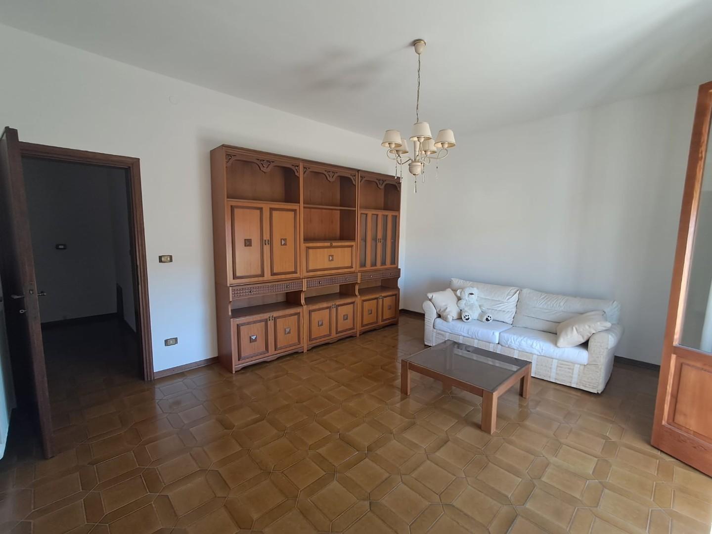 Appartamento arredato in affitto a Calcinaia