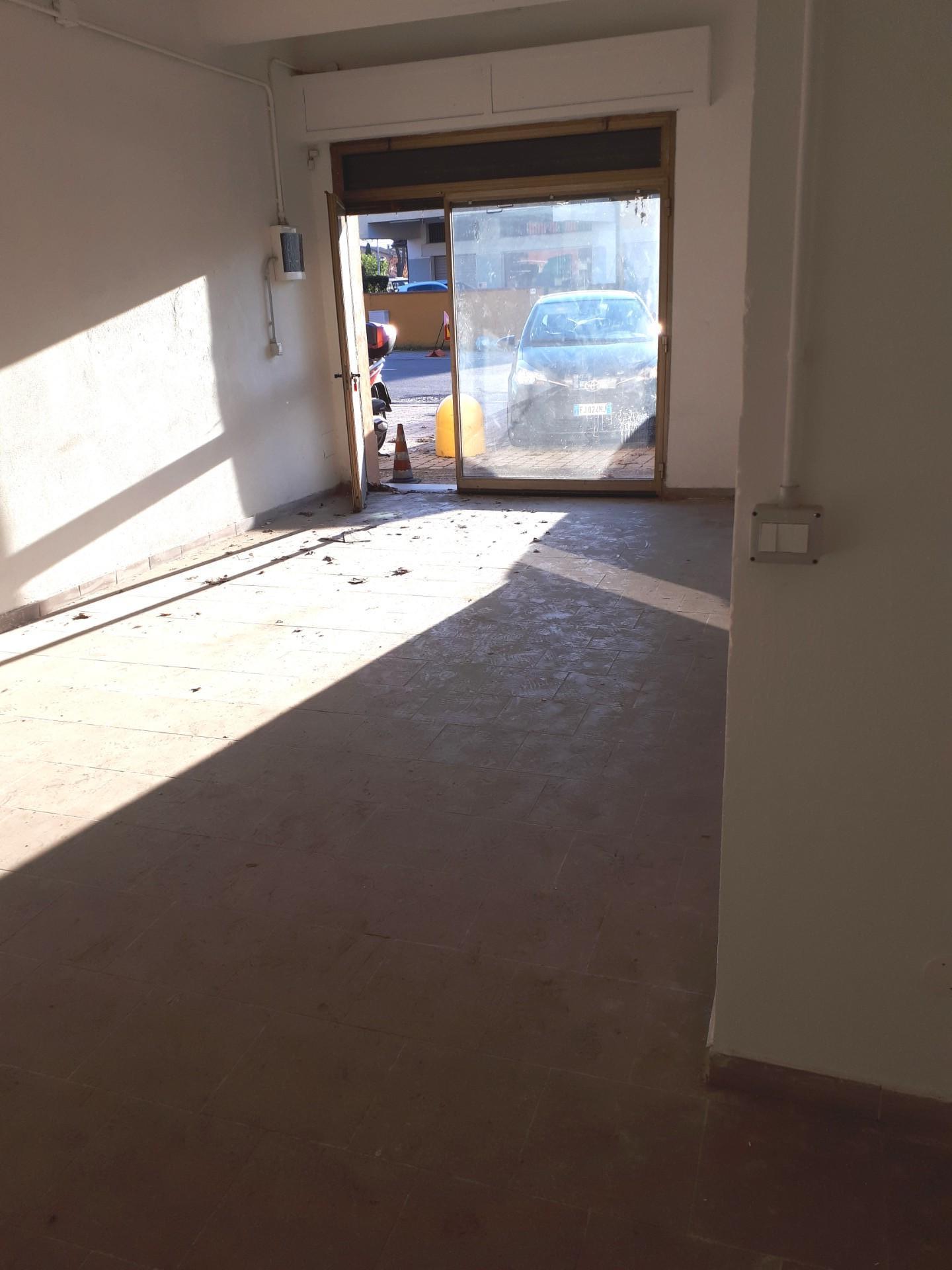 Laboratorio in affitto a Santa Maria a Monte
