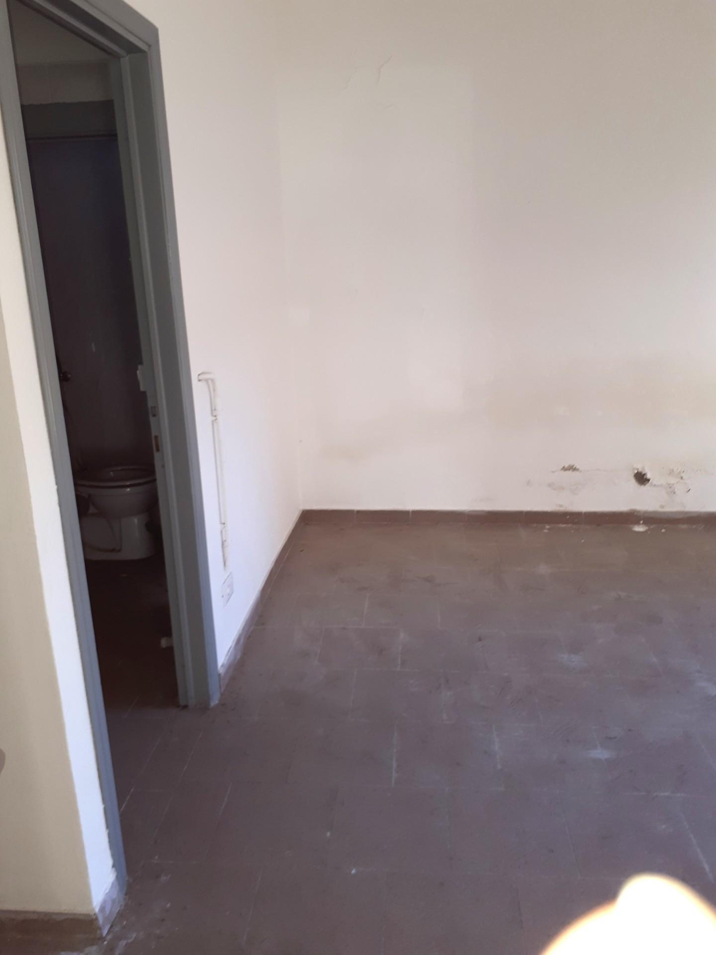 Laboratorio in affitto a Santa Maria a Monte