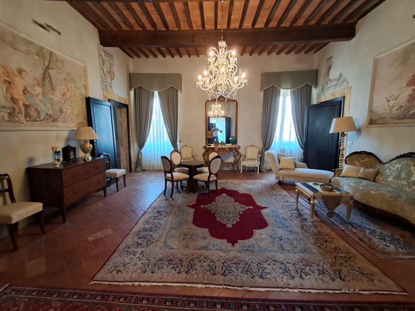 Villa con giardino a Santa Maria a Monte