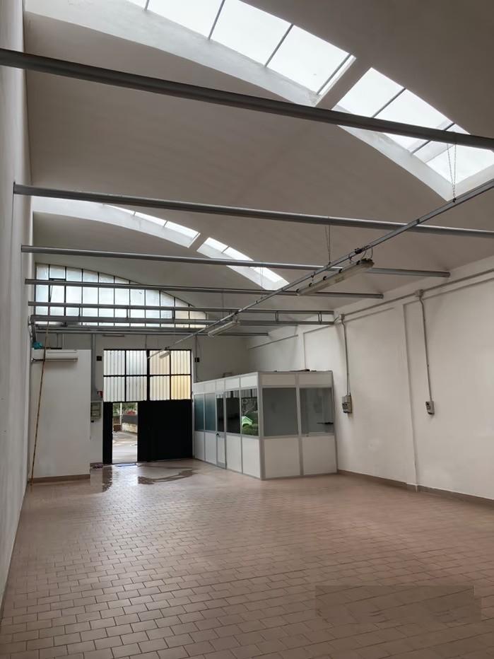 Laboratorio in affitto a Prato