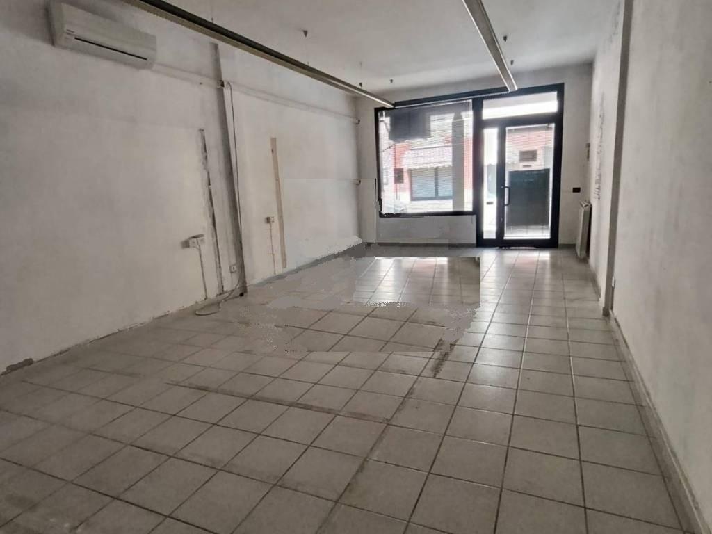 Locale commerciale in affitto, Santa Croce sull'Arno staffoli