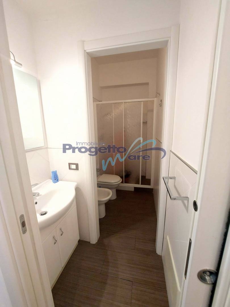 Appartamento Bilocale in vendita a Pietra Ligure, Europa - Battisti