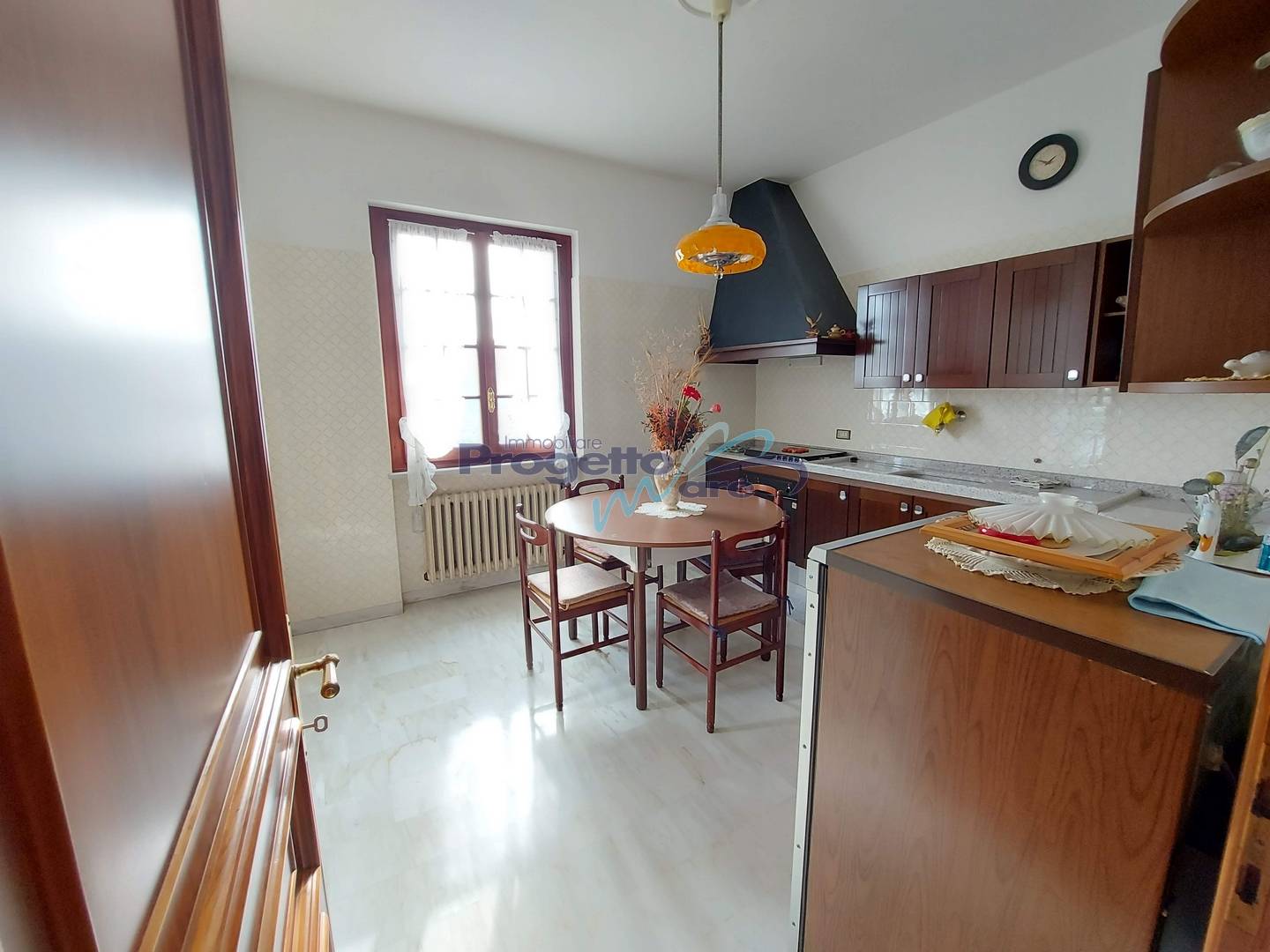 Appartamento Plurilocale in vendita a Pietra Ligure, Entroterra