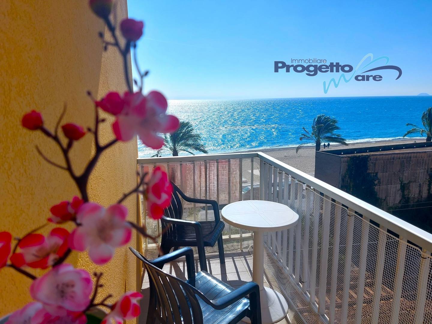 Appartamento Quadrilocale in vendita a Pietra Ligure, Europa - Battisti