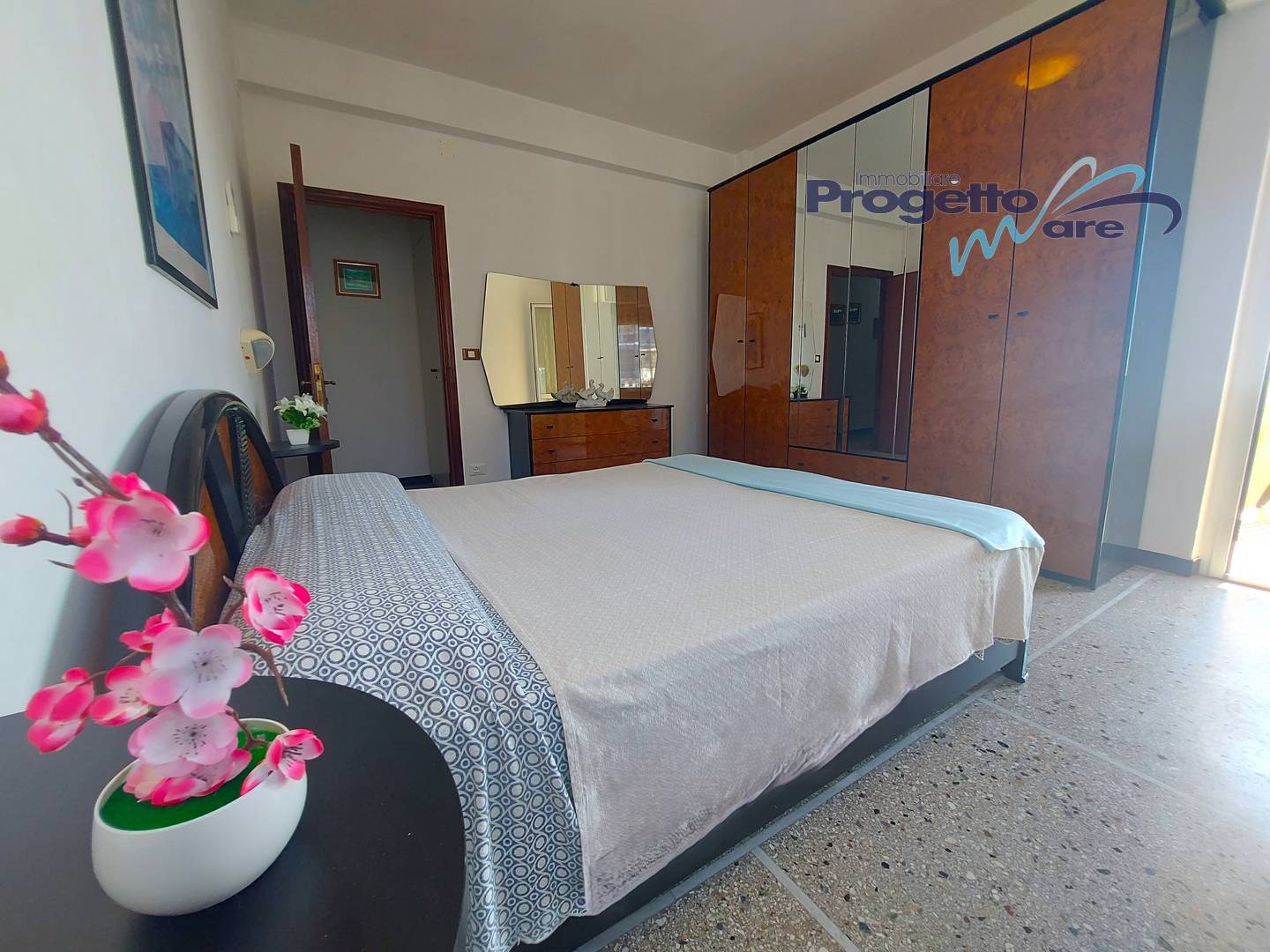 Appartamento Quadrilocale in vendita a Pietra Ligure, Europa - Battisti