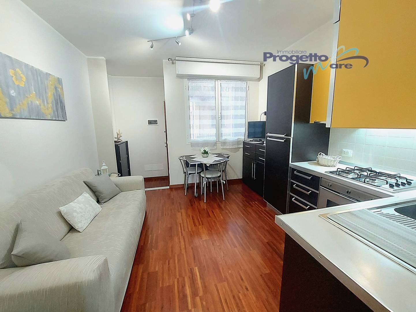 Appartamento Bilocale in vendita a Pietra Ligure, centro