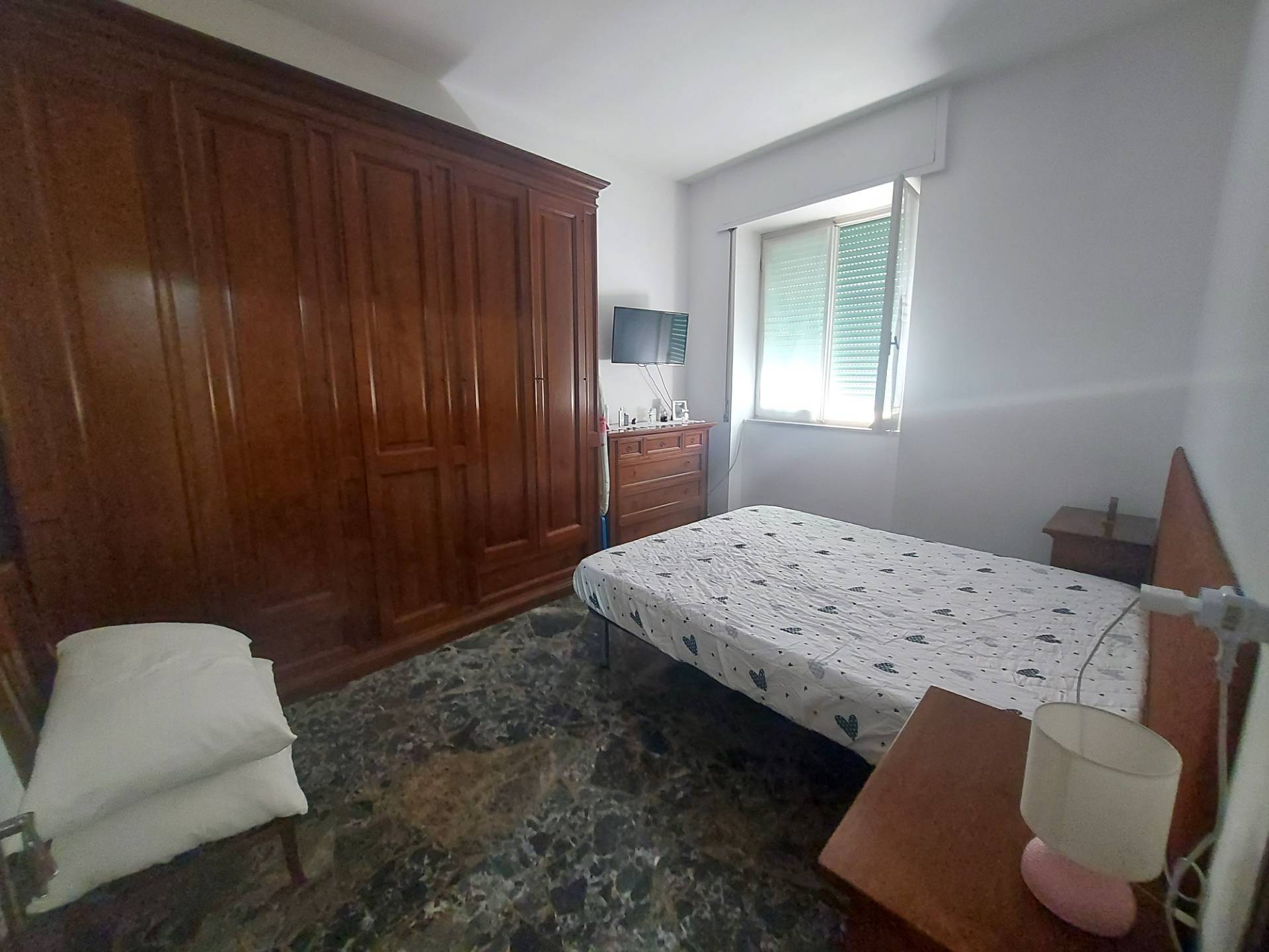 Appartamento Quadrilocale in vendita a Pietra Ligure, Centro storico