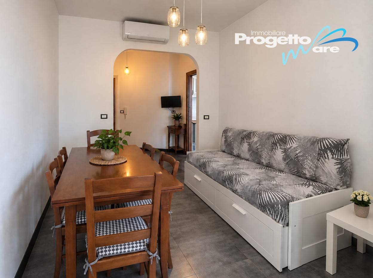 Appartamento Trilocale in vendita a Pietra Ligure, Centro storico