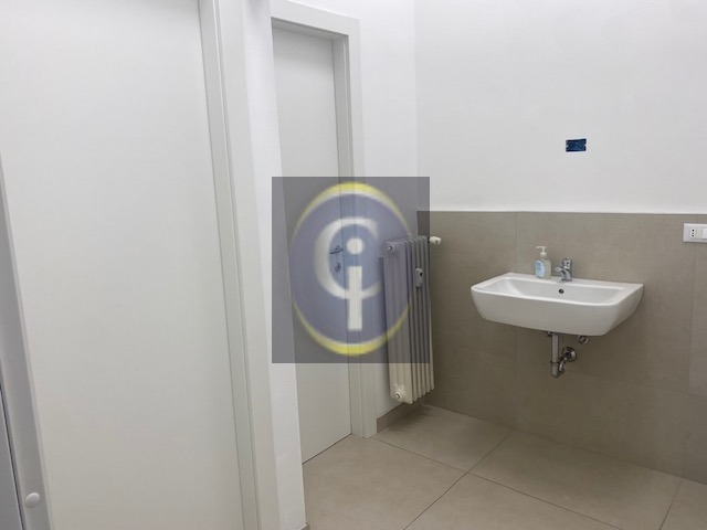 Negozio classe A4 a Brescia